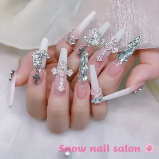 ネイル Snow nail  ❄️Salon 💕のネイルデザイン