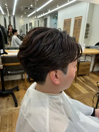 ショート パーマ メンズ よこやま なぎさのヘアスタイル