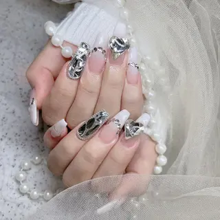 ネイル Queens ひなのネイルデザイン