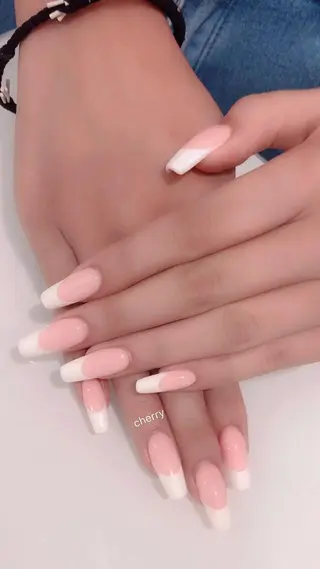 ネイル SAKURA 🍒のネイルデザイン