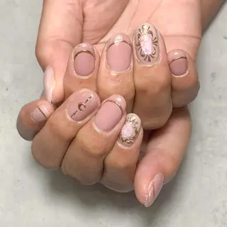 ネイル atelier FIORITURA所属・FIORITURA aiのネイルデザイン