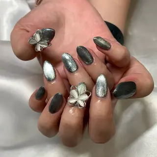 ネイル Lucid Fleur Amiのネイルデザイン
