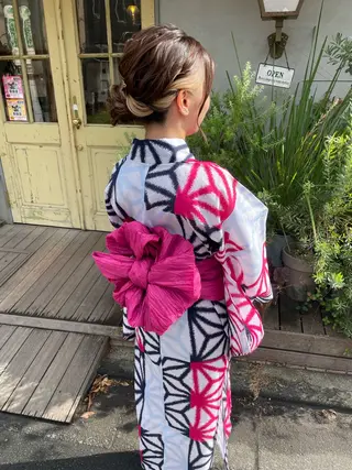 ロング ヘアアレンジ KURIA‪‪*⋆ஐ ブリーチ/韓国ヘアのヘアスタイル