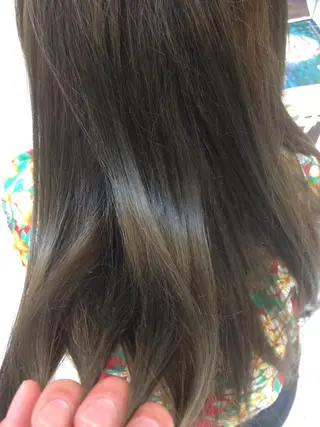 カラー 平本 雄馬のヘアスタイル