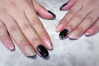 ネイル ネイルリボン 受付スタッフのネイルデザイン