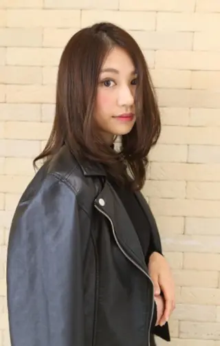 セミロング トップスタイリスト 江口 稜亮のヘアスタイル