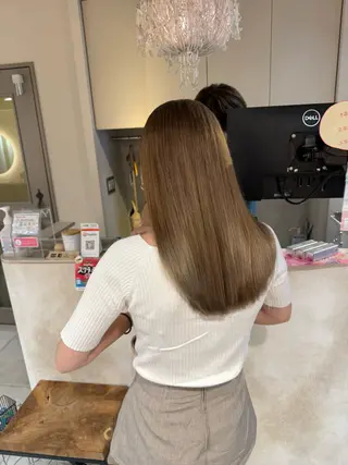 セミロング カラー ハイトーン/カラー/ ヘアセット/松田健佑のヘアスタイル