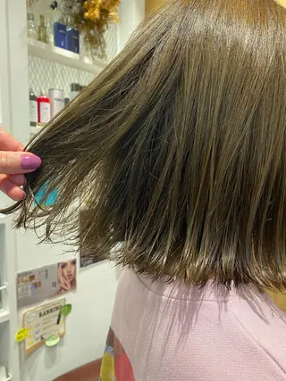 カラー 井上 舞のヘアスタイル