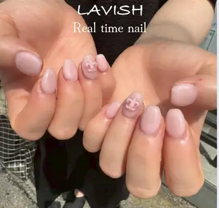 ネイル LAVISH nanakaのネイルデザイン