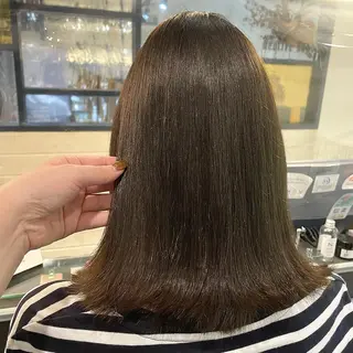 ミディアム カラー スナコザワ レナのヘアスタイル