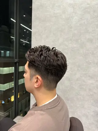 ショート カラー メンズヘア特化 廣田和也のヘアスタイル