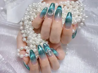 ネイル 🐳彩羽チップ 長さだし専門🐳のネイルデザイン