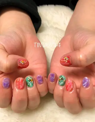 ネイル ネイルサロン ティンタ所属・馬場 典子のネイルデザイン