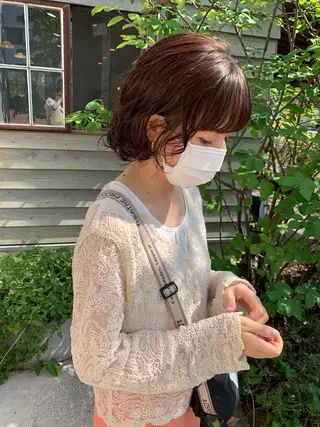 ミディアム レイヤー/韓国ヘア 杉浦結梨のヘアスタイル