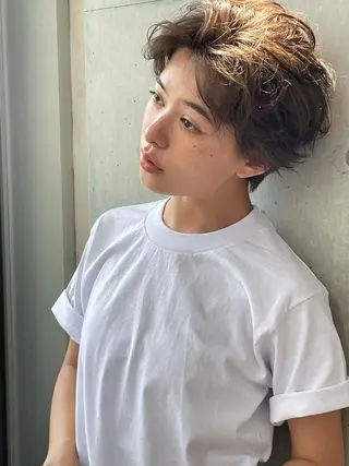 ショート カラー 高橋 りかのヘアスタイル