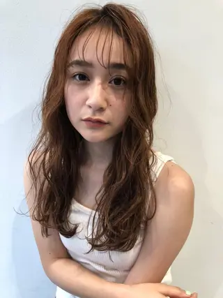 ロング パーマ nishido ハイライト/海外ヘアのヘアスタイル