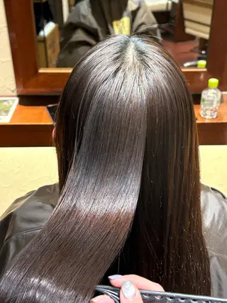 ロング カラー 常世田 恵のヘアスタイル