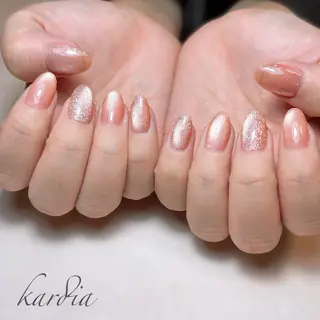 ネイル καρδιά -ｶﾙﾃﾞｨｱ-のネイルデザイン