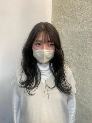 ロング 大庭 萌瑚のヘアスタイル