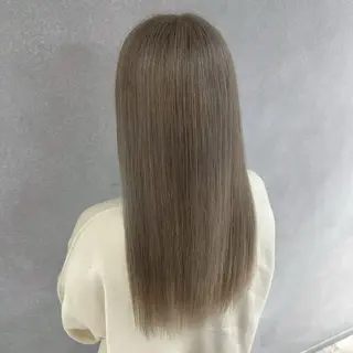 ロング カラー 唐澤 千尋のヘアスタイル