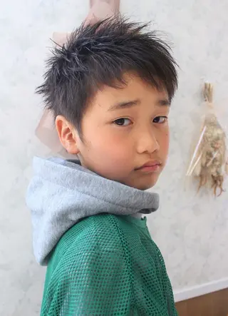 キッズ 髪質改善のプロ✨りな さんのヘアスタイル