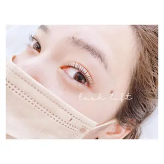 マツエク・マツパ CANVAS beauty salon所属・CANVAS YUUKAの眉毛・アイブロウイメージ