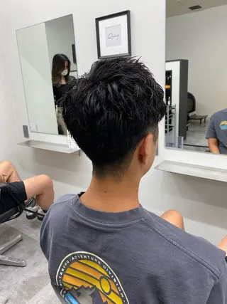 ショート メンズ 今吉舞美 /ケアパーマ/鎌取のヘアスタイル