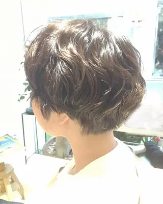 ショート パーマ 安永 涼のヘアスタイル
