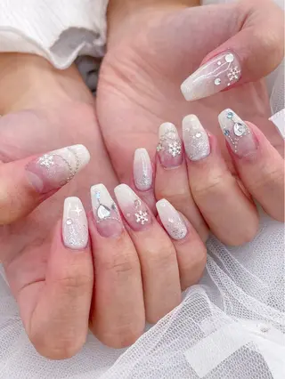 ネイル 五十嵐 美智のネイルデザイン