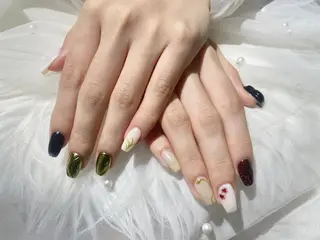 ネイル 🌈 Laule'aのネイルデザイン