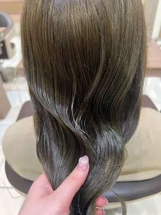 ロング 🩰似合わせ艶カラー Kirara🐩🎀のヘアスタイル