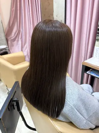 セミロング TRUTH北小金所属・市川 佳歩のヘアスタイル
