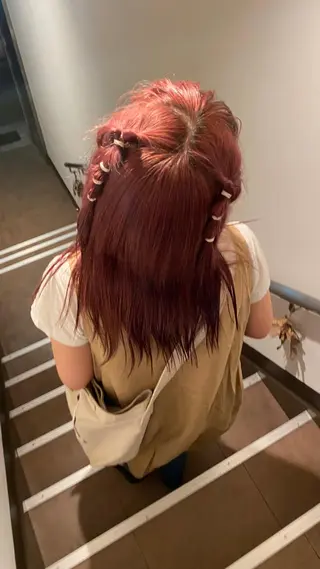 ロング カラー ヘアアレンジ La fith hair vail 梅田店所属・ネギシ アイナのヘアスタイル