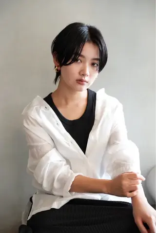 ショート カラー 加賀 千聖 /soigneのヘアスタイル