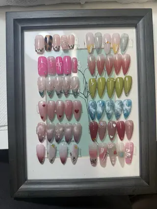 ネイル Emi ネイルサロン所属・平 りんちゃのネイルデザイン