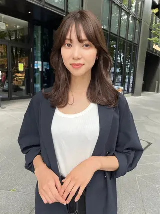 ミディアム カラー La bonheur hair reve 池袋店所属・🐈‍⬛ マナカ🐈‍⬛のヘアスタイル