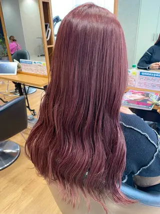 ロング 🌈デザインカラー MISAKI🐰のヘアスタイル