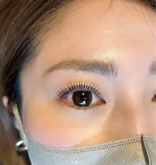 マツエク・マツパ Maison de Lily所属・岡山まつ毛サロン 【Lily】ユリのマツエク・マツパデザイン