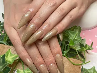 ネイル Ui_Amor (パラジェル)のネイルデザイン