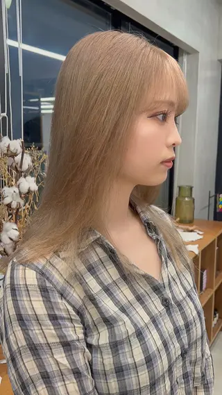 セミロング カラー ケアブリーチ/ ハイトーン/牧野のヘアスタイル
