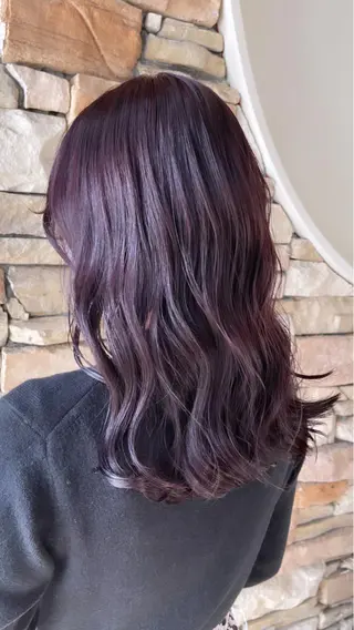 セミロング ワタナベ アオイのヘアスタイル