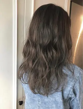 セミロング カラー ヘアアレンジ 悩み解決/艶髪/ LISAのヘアスタイル