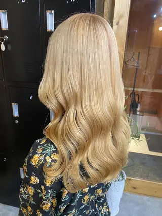 セミロング 💕モテベージュ 🧡NANAKO🧡のヘアスタイル