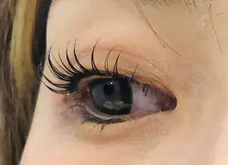 マツエク・マツパ EYELASHSALON  LUNA LUNA所属・LUNA LUNA byOean’S田中のマツエク・マツパデザイン