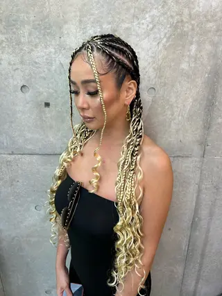 ロング ヘアアレンジ HONEY TRAP!所属・HARURU🪮✨ ブレイズ海外ヘアのヘアスタイル