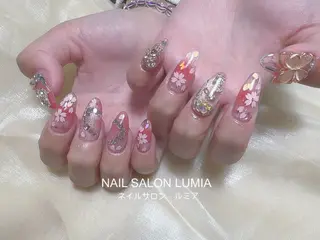 ネイル ネイルサロン ルミア Lumia 店長のネイルデザイン