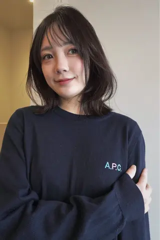 ミディアム 💛🤍U too e’s 鎌倉🧸のヘアスタイル