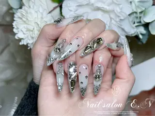 ネイル E.N🦋 長さ出し/持ち込みのネイルデザイン