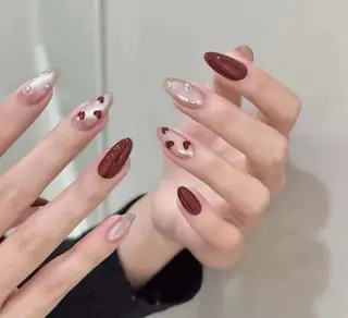 ネイル T. Leeのネイルデザイン