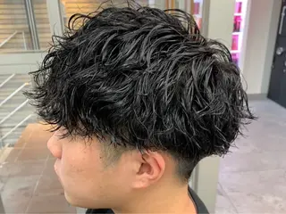 パーマ メンズ パーマ支持率No.1 ❤️‍🔥安成弾のヘアスタイル